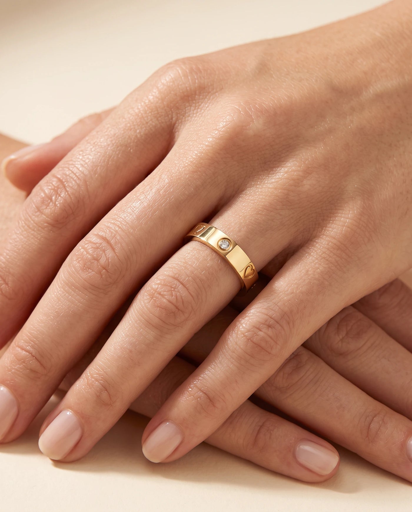 Amoure Love Ring
